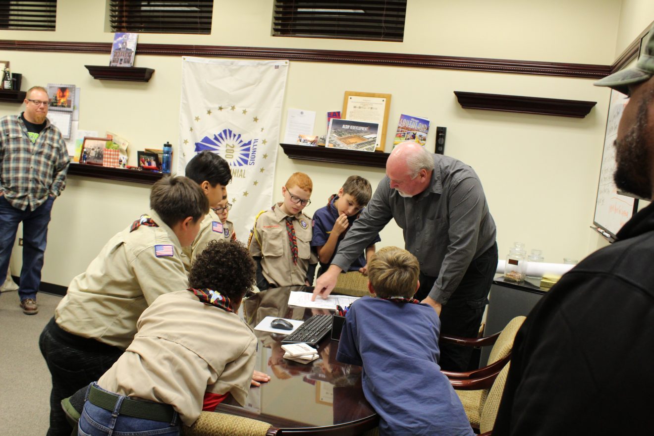 Mayor Ryan meets with Cub Scouts Village Of Alsip